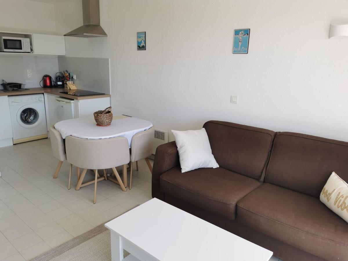 Antibes Les Pins 2 Pieces Vue Mer Piscine Parking Apartment Bagian luar foto